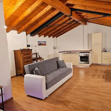 The View ,appartamento Fronte Apartamento Blevio